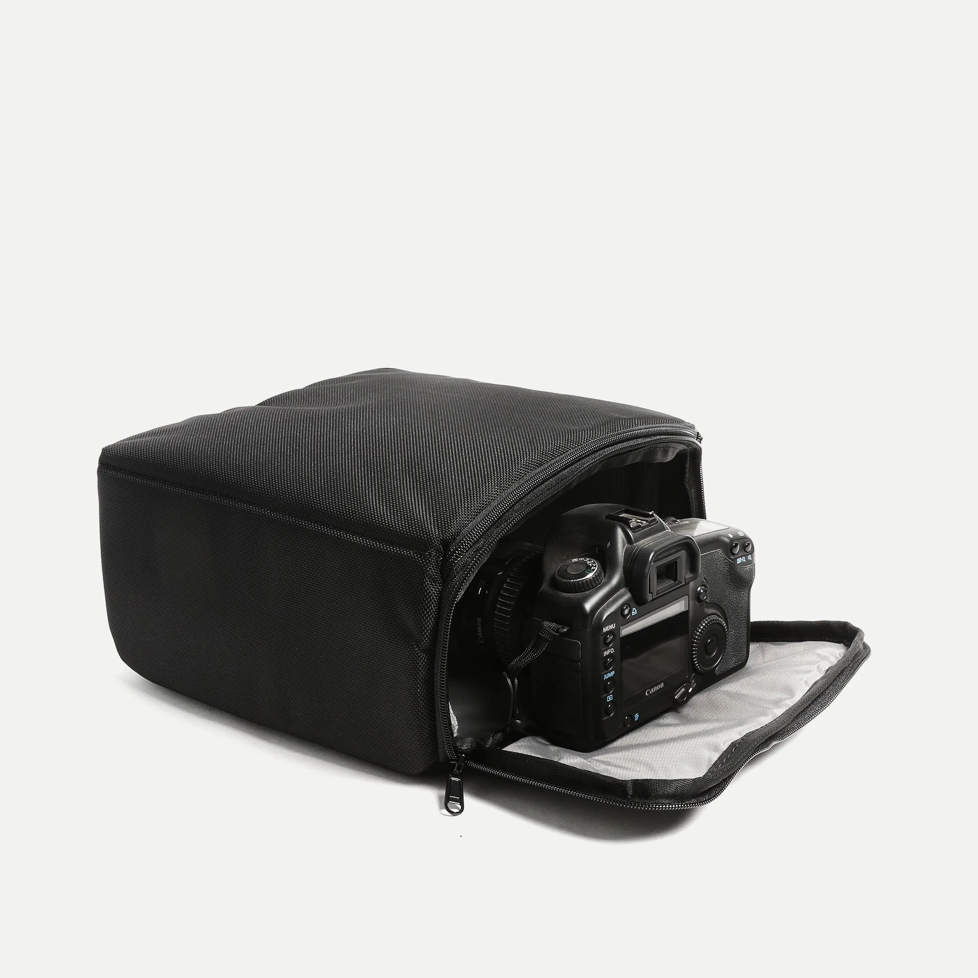 Camera Insert (L) - Image 4