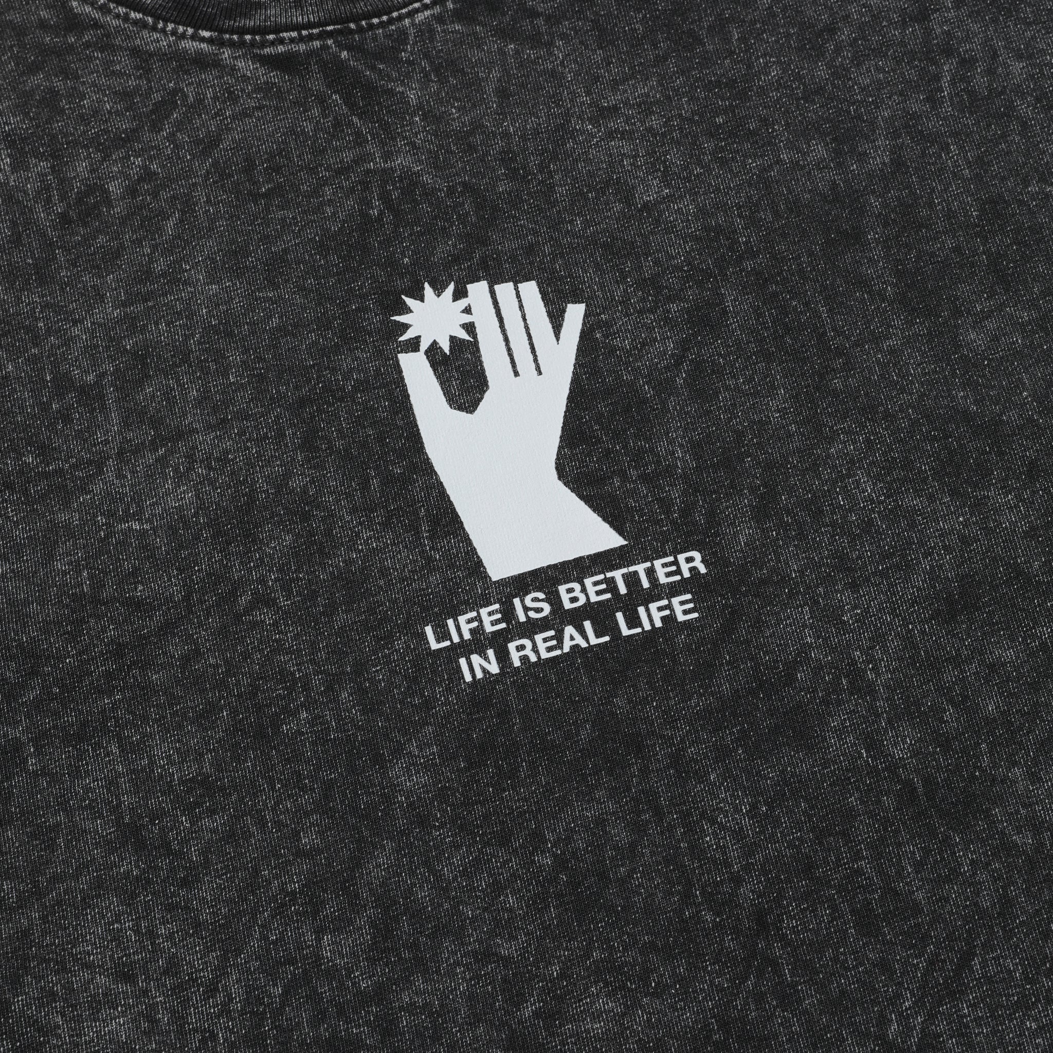 T-Shirt - MAEKAN Special Edition - “Life Is Better IRL” - Image 3