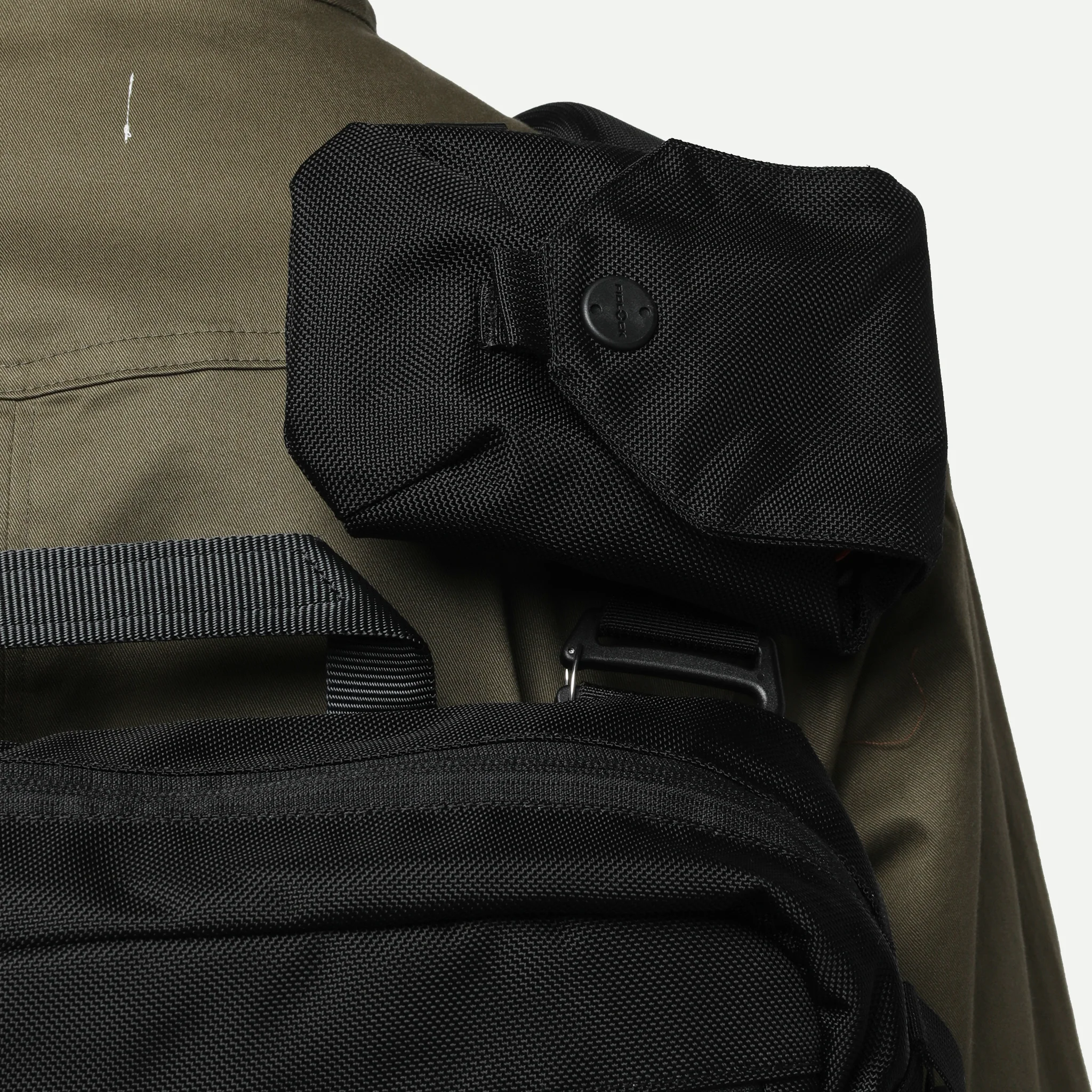 Padded Mesh Strap - Image 17