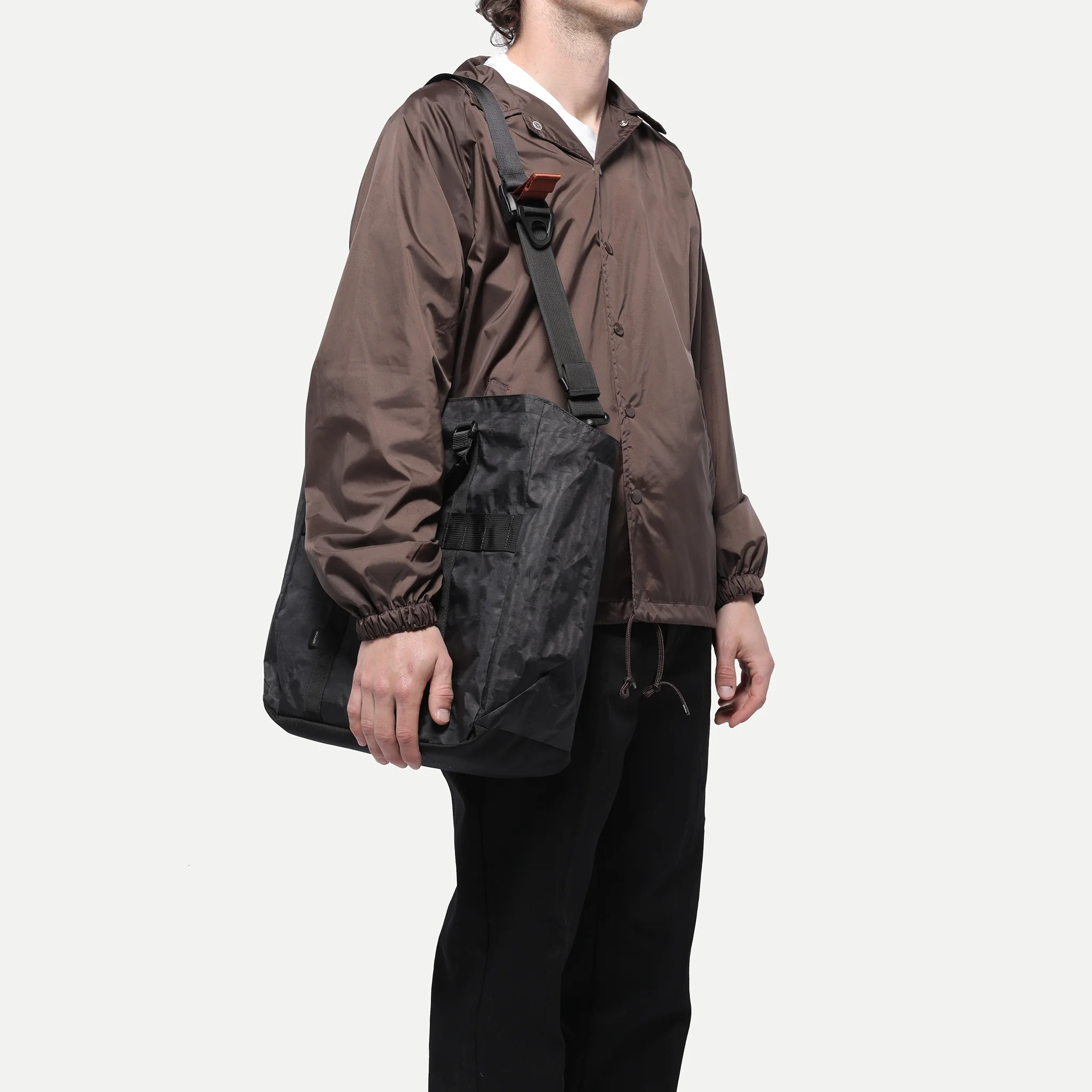 Utility Tote - Portrait - Dyneema - Black - Image 11