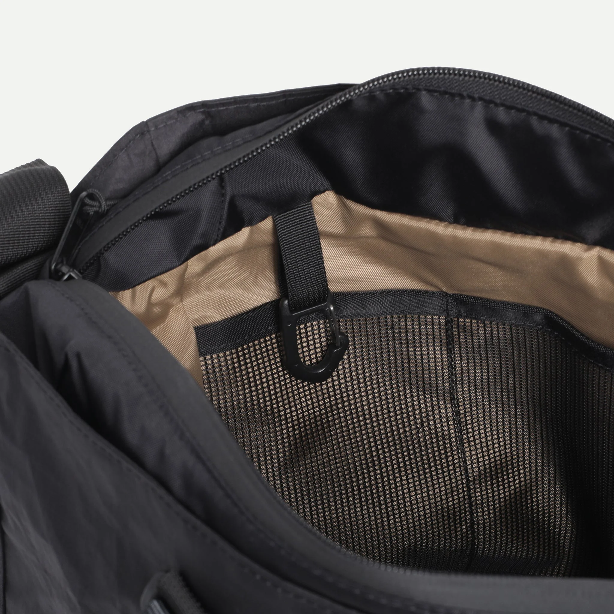 Utility Tote - Portrait - Dyneema - Black - Image 8
